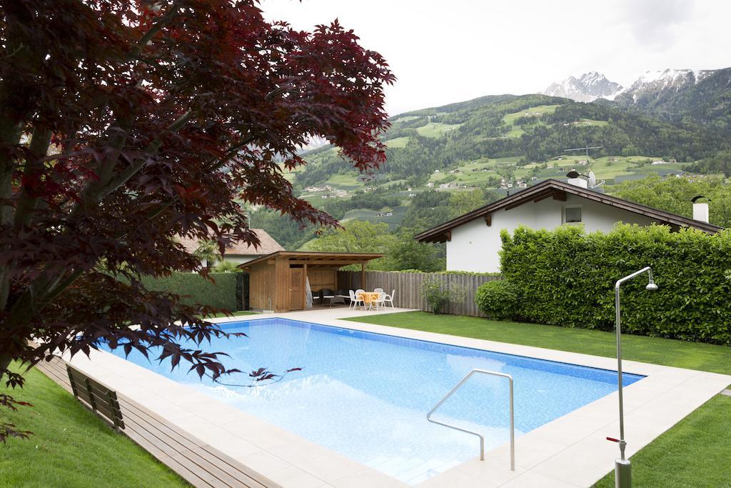 Ferienwohnungen Haus Christine Rifiano Exterior photo